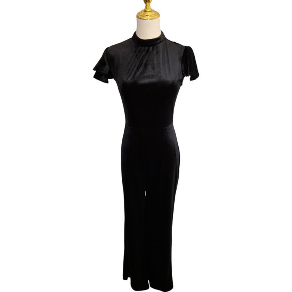ModCloth Women's Black Velvet‎ Romper XSmall Short Sleeve High Neck Jumpsuit New